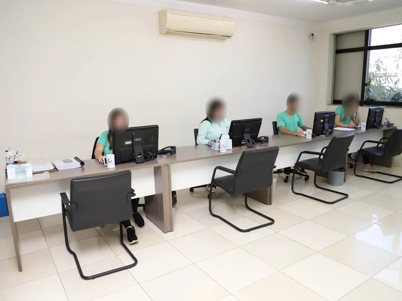 Equipe no atendimento